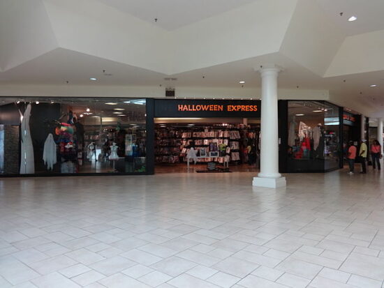 How Late Are Stores Open on Halloween?  Saving Advice  Saving Advice Articles