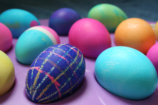 list of stores open and closed on Easter