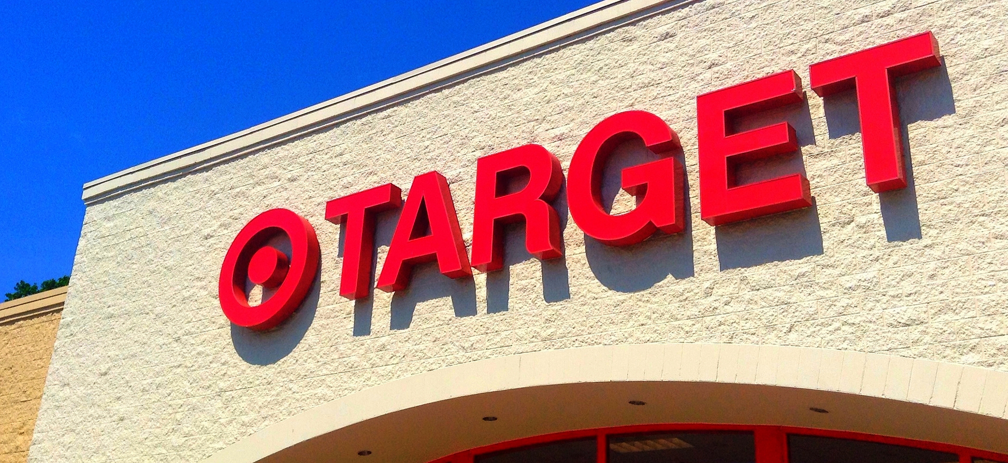 is-target-closed-on-memorial-day-2020-savingadvice-blog