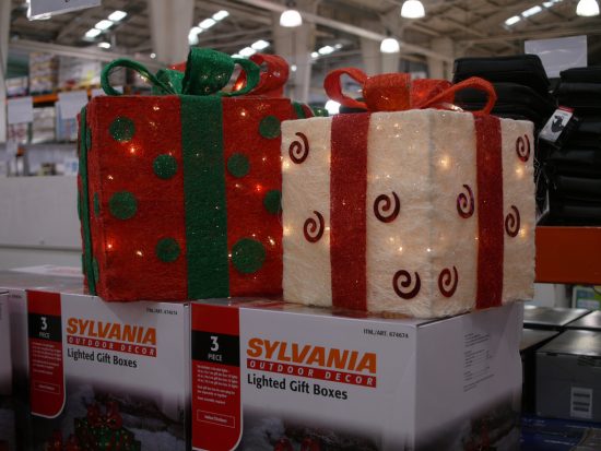 What Are Costco's Store Hours on Christmas Eve?