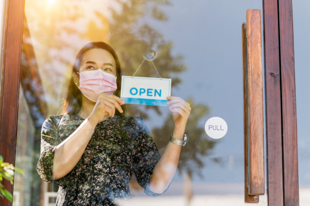 is the us post office open on new year's eve 2022