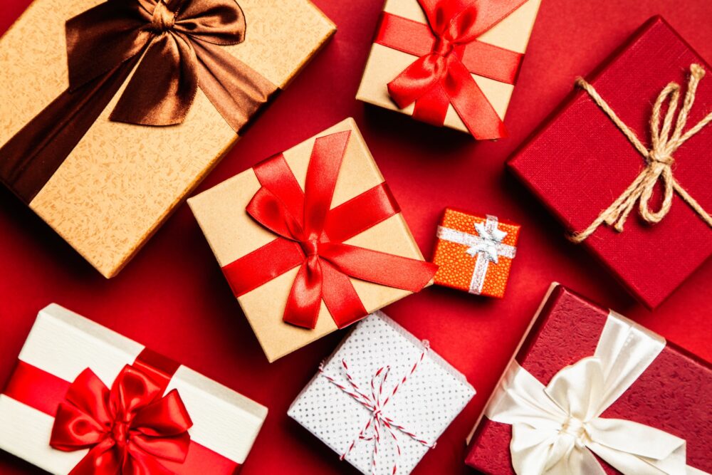 Stay On Your Gift Giving Budget6 Best Christmas Gifts Under 50